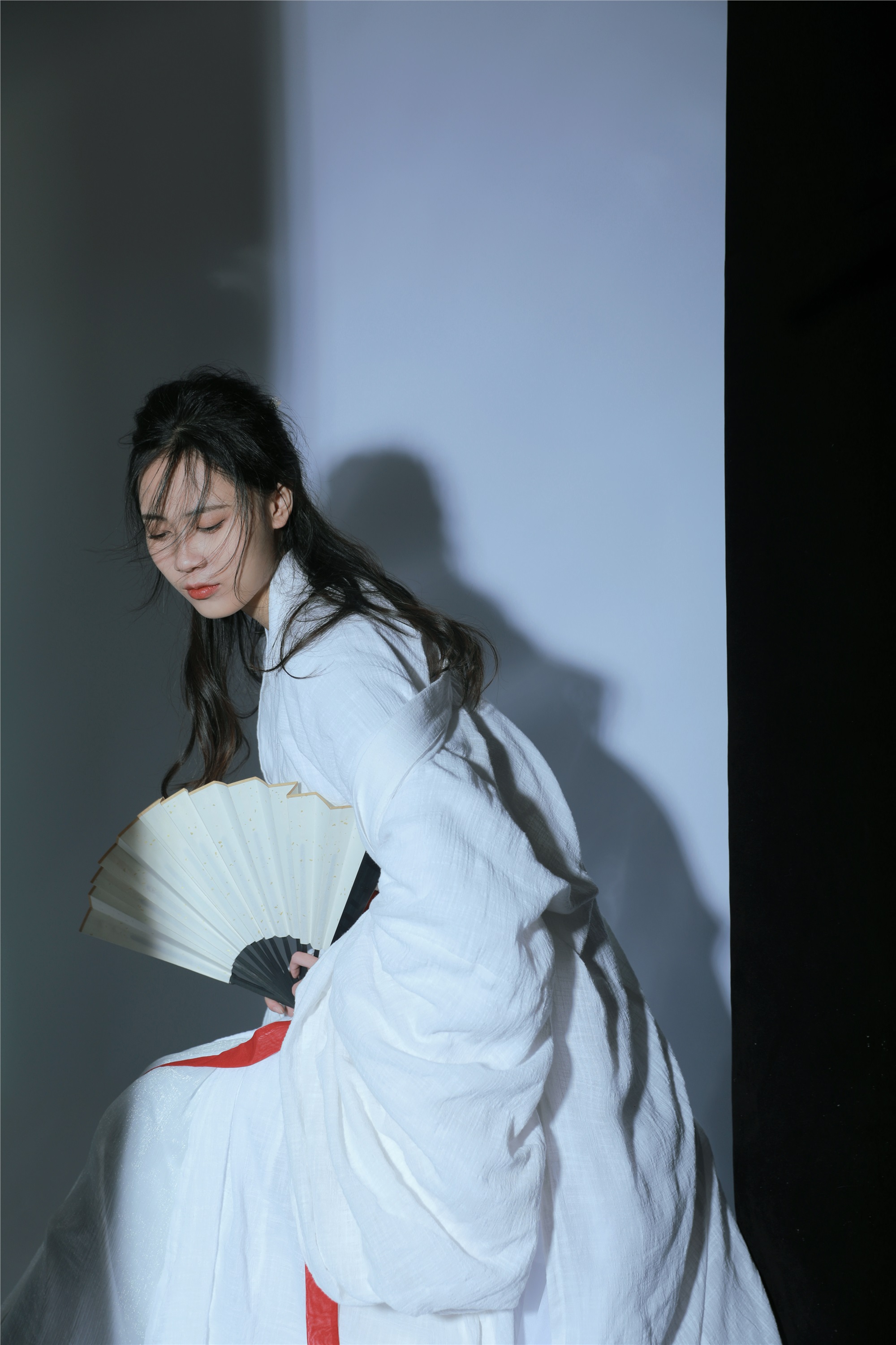 YITUYU艺图语 2025.01.27 黑白 番茄不是番茄